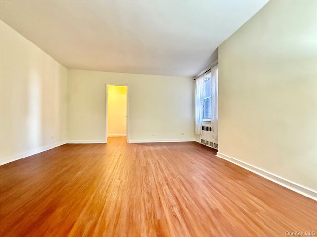 144-35 Sanford Avenue 3C, Flushing, NY 11355