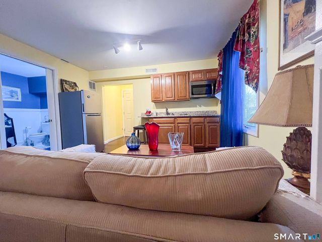 135 Claudia Drive 1, Stratford, CT 06614
