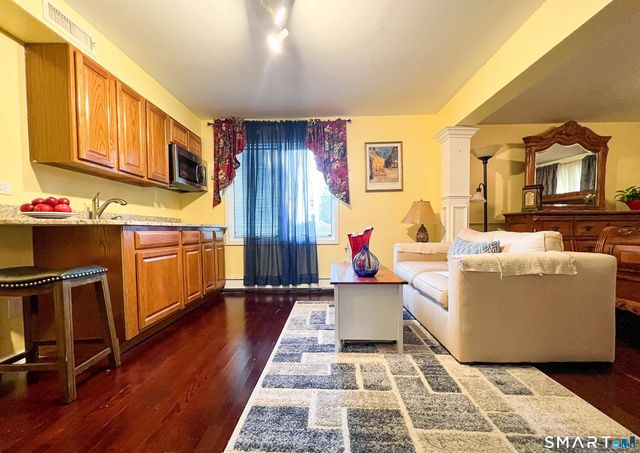 135 Claudia Drive 1, Stratford, CT 06614