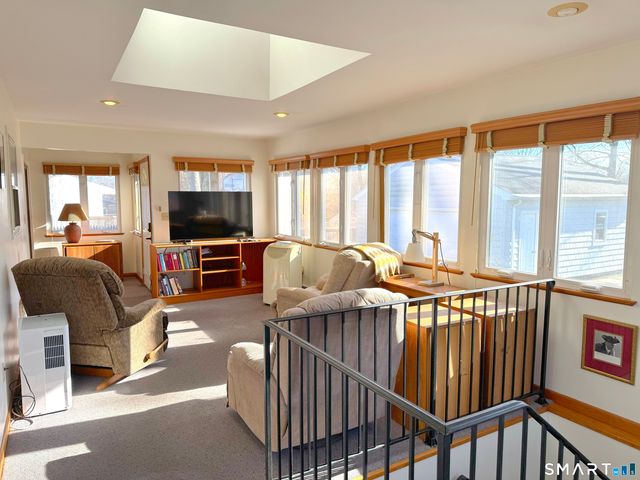 121 Richfield Road, Bridgeport, CT 06606