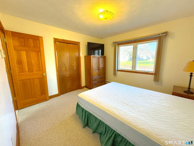 121 Richfield Road, Bridgeport, CT 06606