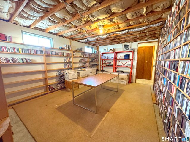 121 Richfield Road, Bridgeport, CT 06606