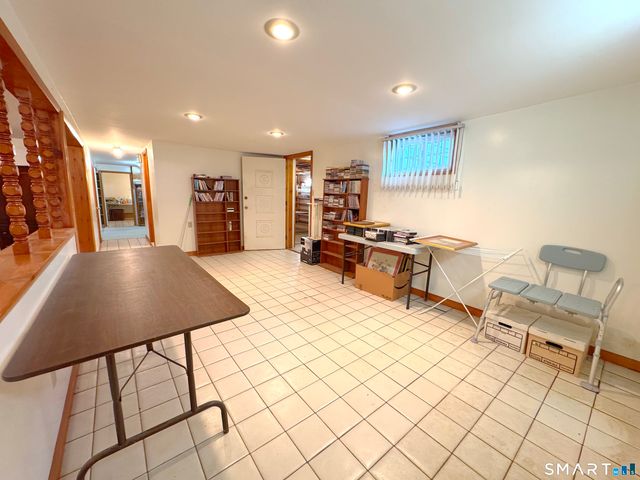 121 Richfield Road, Bridgeport, CT 06606