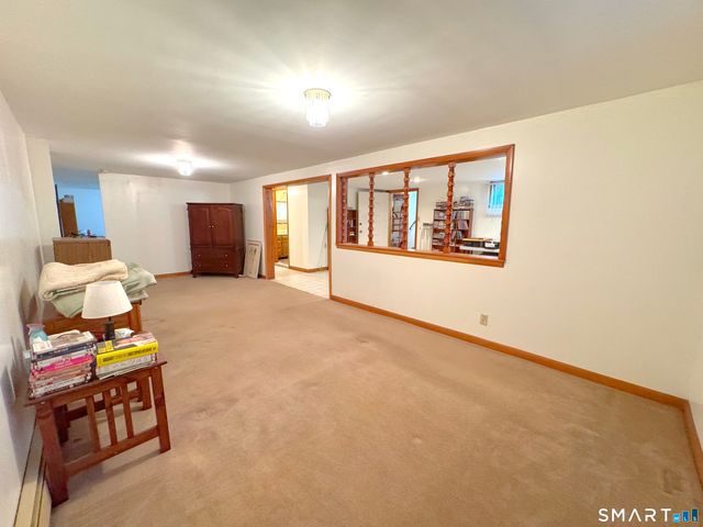 121 Richfield Road, Bridgeport, CT 06606