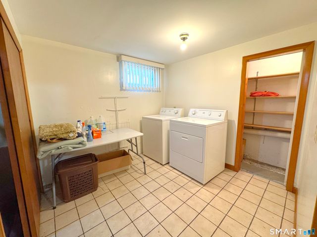 121 Richfield Road, Bridgeport, CT 06606