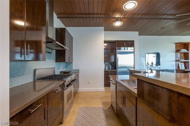 11441 Allerton Park Drive 401, Las Vegas, NV 89135