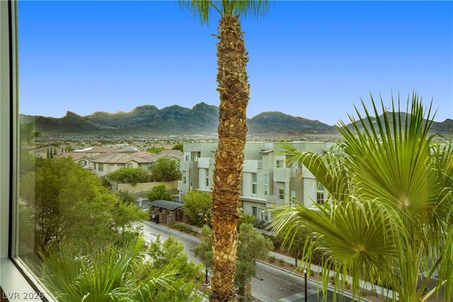 11441 Allerton Park Drive 401, Las Vegas, NV 89135