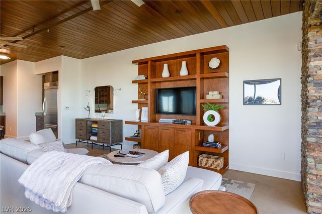 11441 Allerton Park Drive 401, Las Vegas, NV 89135