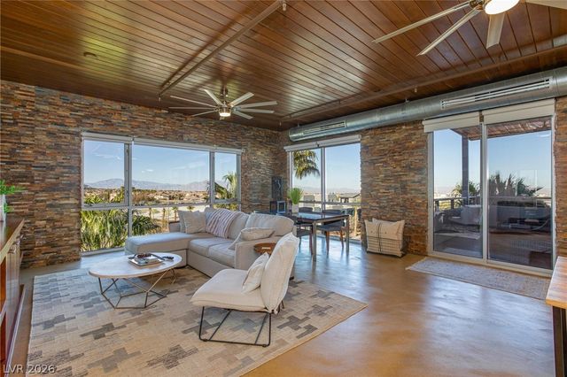 11441 Allerton Park Drive 401, Las Vegas, NV 89135