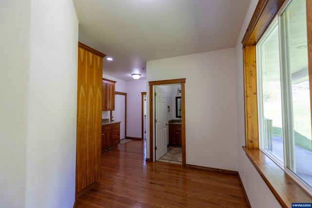 33678 Mary's River Estates Rd, Philomath, OR 97370