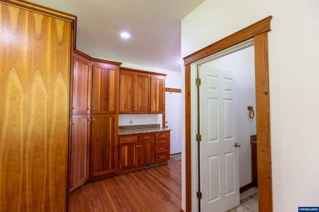 33678 Mary's River Estates Rd, Philomath, OR 97370