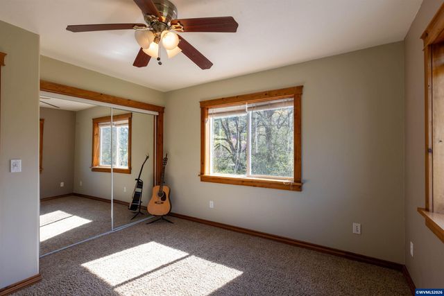 33678 Mary's River Estates Rd, Philomath, OR 97370