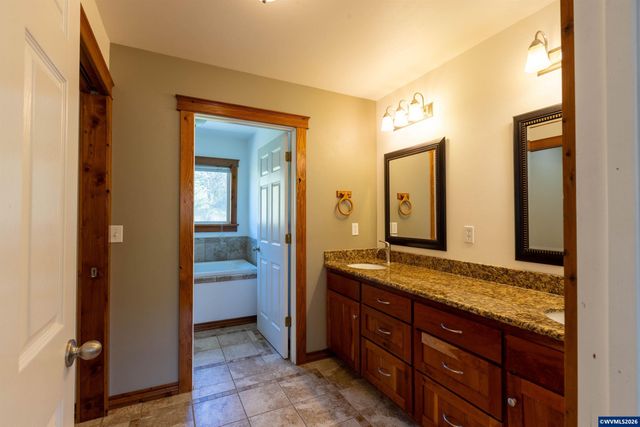 33678 Mary's River Estates Rd, Philomath, OR 97370