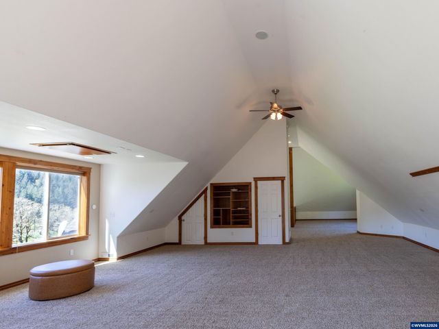 33678 Mary's River Estates Rd, Philomath, OR 97370