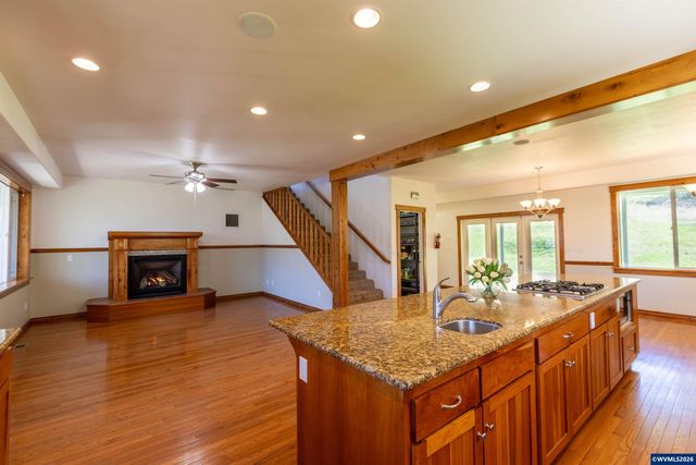 33678 Mary's River Estates Rd, Philomath, OR 97370