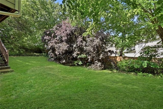 157 Vinings Lake Court SW, Mableton, GA 30126