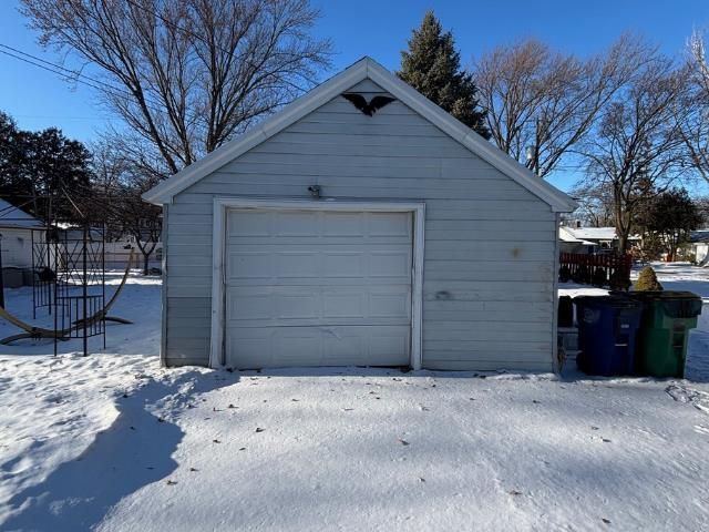 835 NEVILLE AVENUE, Green Bay, WI 54303