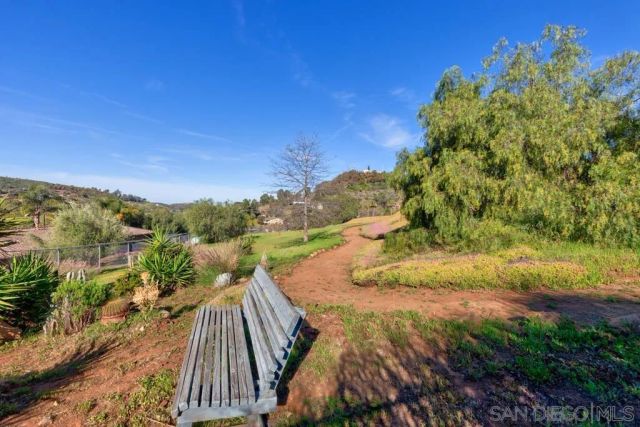 29737-39 Margale Ln, Vista, CA 92084