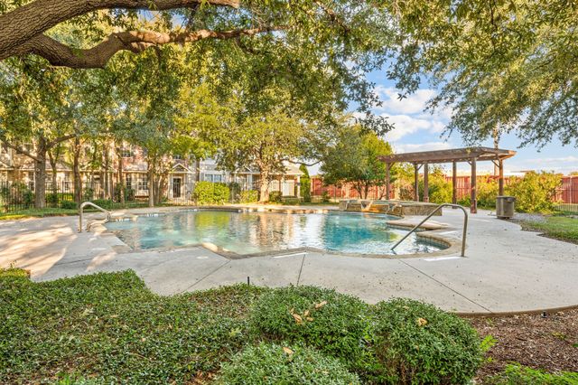 2508 Durango Ridge Drive, Bedford, TX 76021