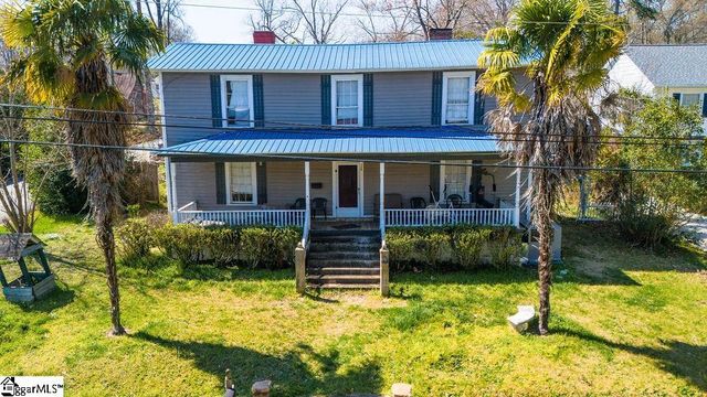 419 Academy Street, Laurens, SC 29360