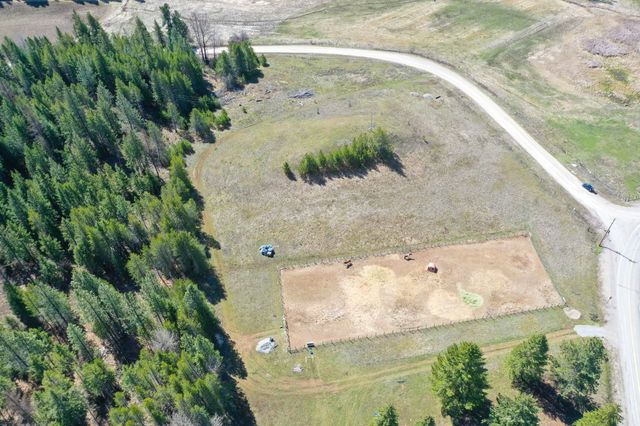 7333 Spring Valley Rd, Newport, WA 99156