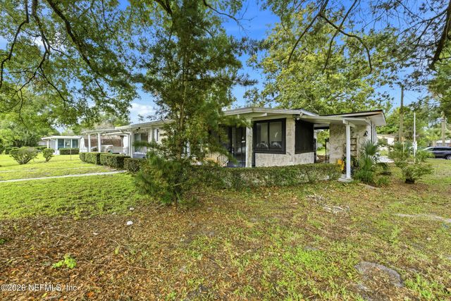 7484 SPINOLA Road, Jacksonville, FL 32217