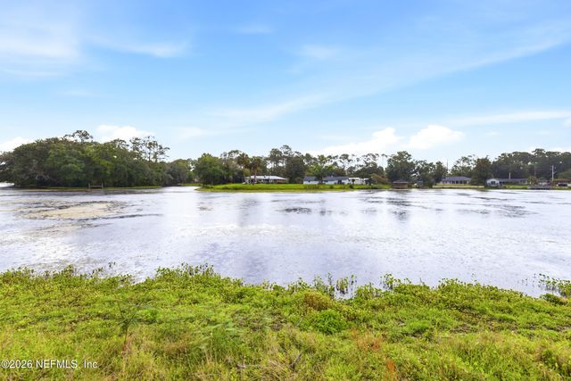 7484 SPINOLA Road, Jacksonville, FL 32217