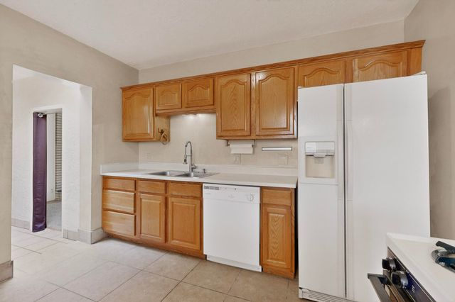 1804 Illinois Street NE, Albuquerque, NM 87110