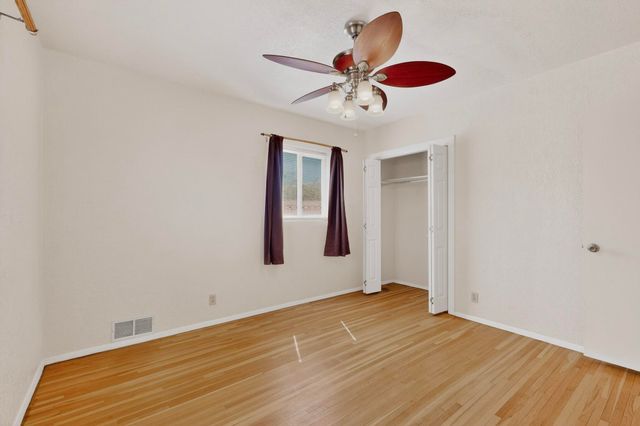 1804 Illinois Street NE, Albuquerque, NM 87110