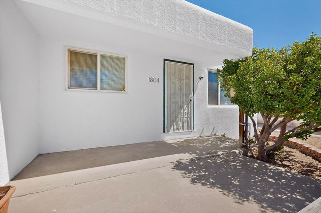 1804 Illinois Street NE, Albuquerque, NM 87110
