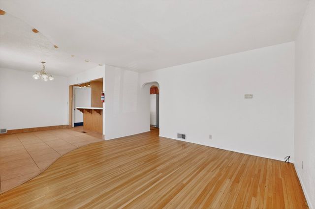 1804 Illinois Street NE, Albuquerque, NM 87110