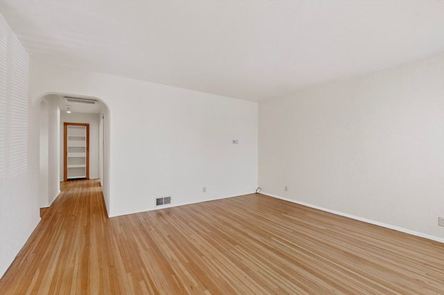 1804 Illinois Street NE, Albuquerque, NM 87110