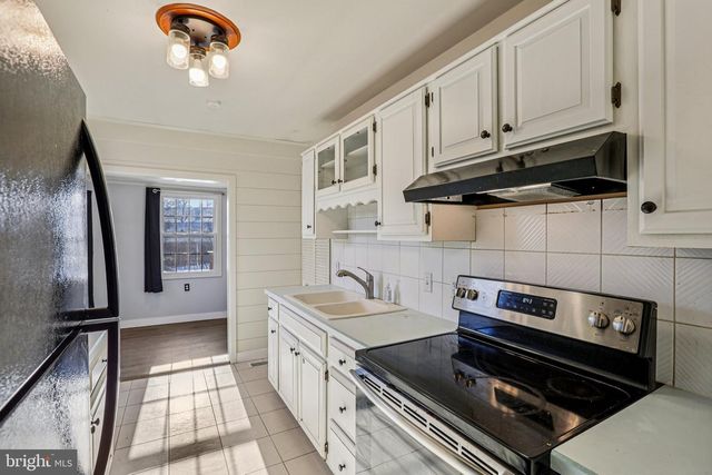 45 S 36TH ST, Camp Hill, PA 17011