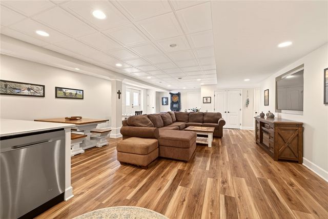 112 Triple Diamond, Penfield, NY 14580