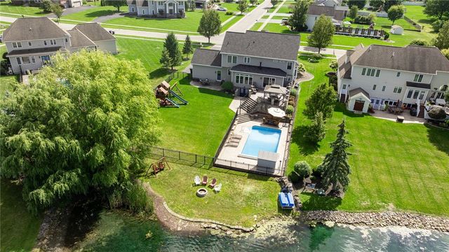 112 Triple Diamond, Penfield, NY 14580