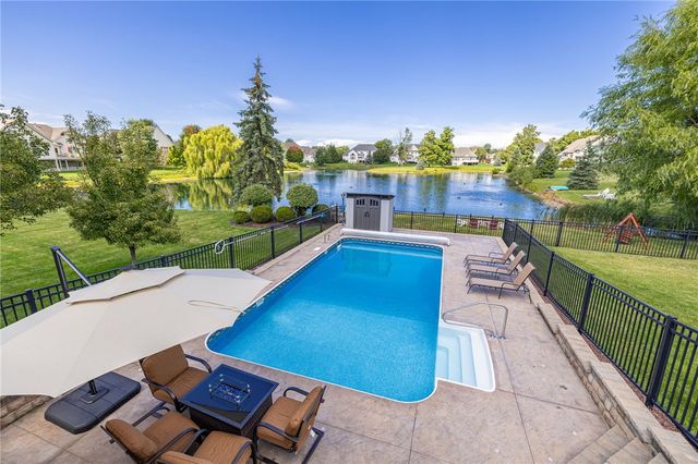 112 Triple Diamond, Penfield, NY 14580