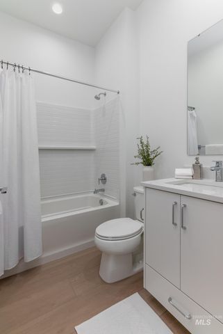 2616 N Leatherwood Ave, Star, ID 83669