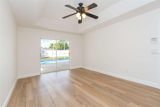 304 APACHE LANE, Seffner, FL 33584