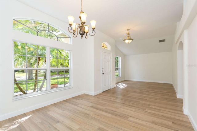 304 APACHE LANE, Seffner, FL 33584