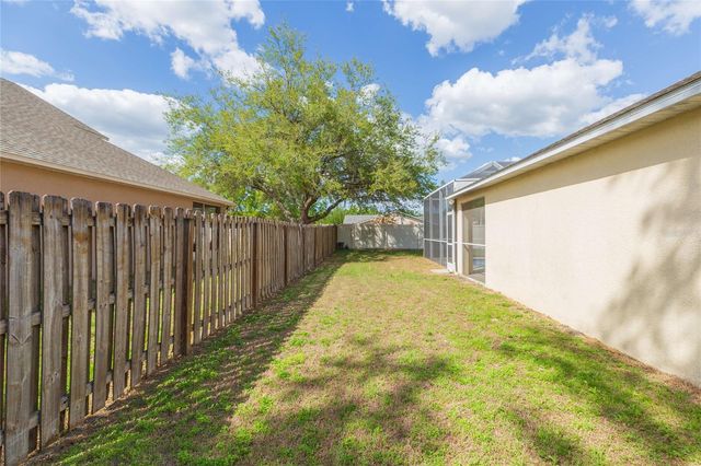 304 APACHE LANE, Seffner, FL 33584