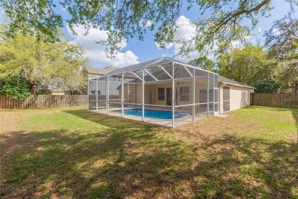 Image 44 of property listing at 304 APACHE LANE, Seffner, FL 33584