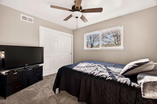 614 E 21st St, Marysville, CA 95901