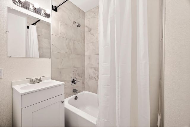 614 E 21st St, Marysville, CA 95901