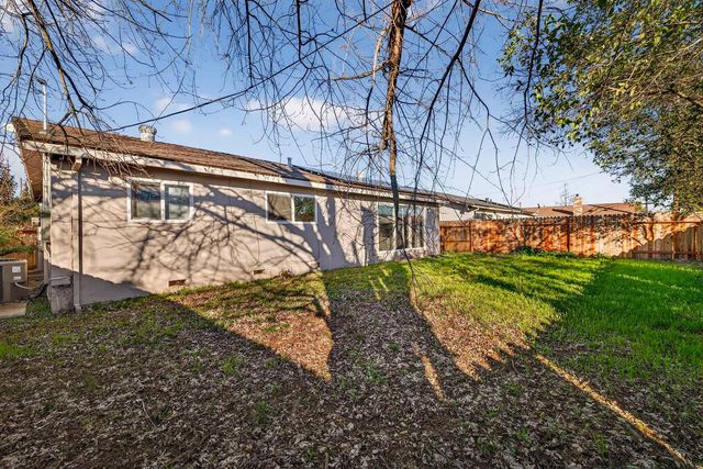 614 E 21st St, Marysville, CA 95901