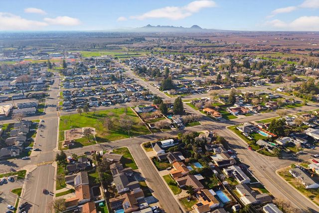 614 E 21st St, Marysville, CA 95901