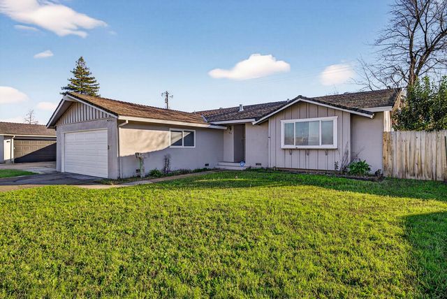 614 E 21st St, Marysville, CA 95901