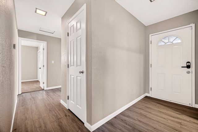 614 E 21st St, Marysville, CA 95901