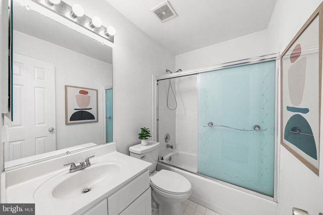 3913 CHARLES AVE, Alexandria, VA 22305