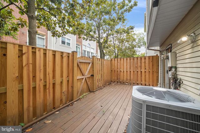 3913 CHARLES AVE, Alexandria, VA 22305