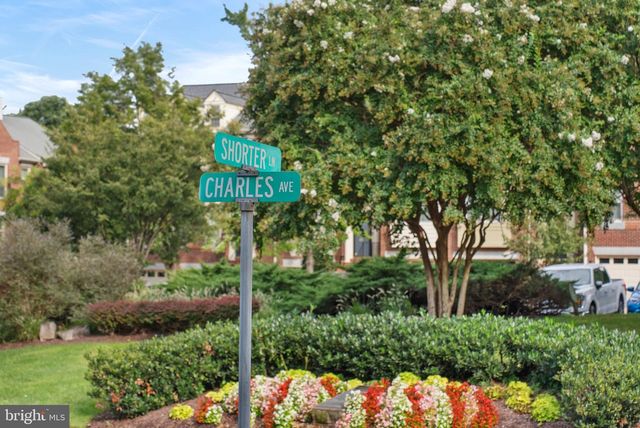 3913 CHARLES AVE, Alexandria, VA 22305